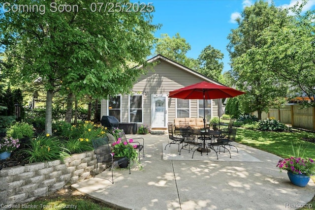 584 Black Oaks Trl, Howell, MI 48843 - photo 1