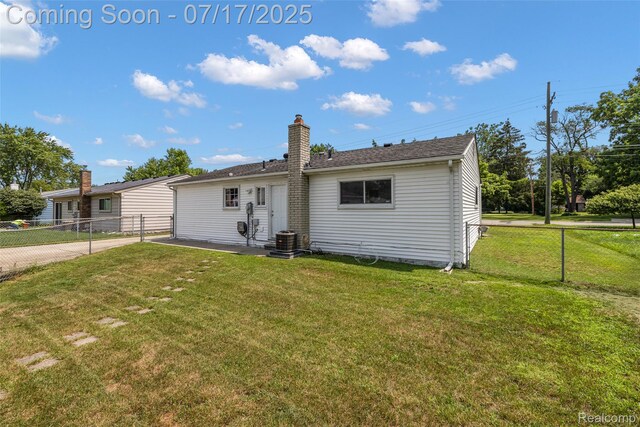 41627 Saal Rd, Sterling Heights, MI 48313 - photo 5