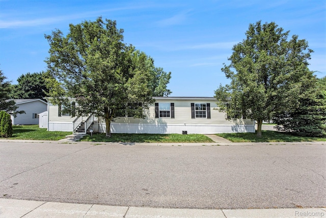 116 S St, Oxford, MI 48371 - photo 1