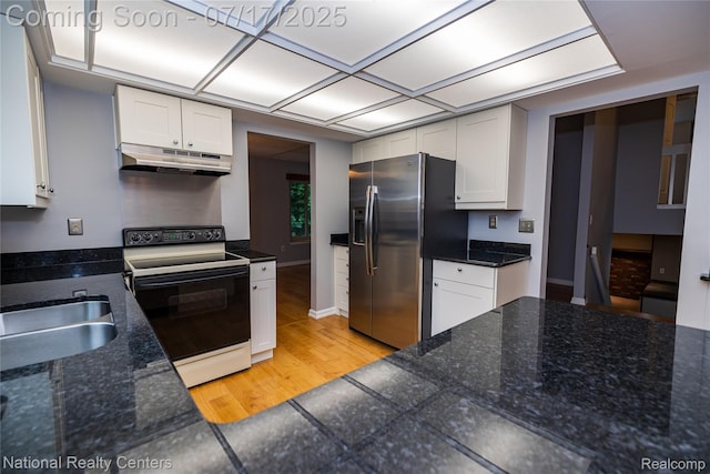625 Ten Point Dr, Rochester Hills, MI 48309 - kitchen featuring electric range oven, under cabinet range hood, stainless steel fridge with ice dispenser, and white cabinetry