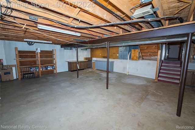 625 Ten Point Dr, Rochester Hills, MI 48309 - unfinished below grade area featuring stairway