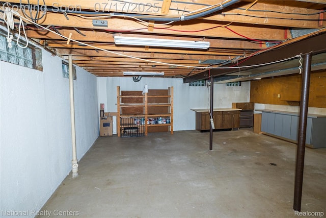 625 Ten Point Dr, Rochester Hills, MI 48309 - view of unfinished basement