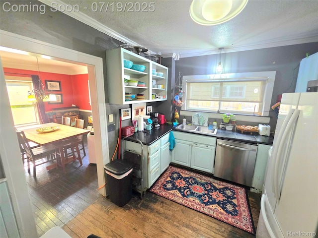 24 Utica Rd, Pontiac, MI 48341 - photo 7