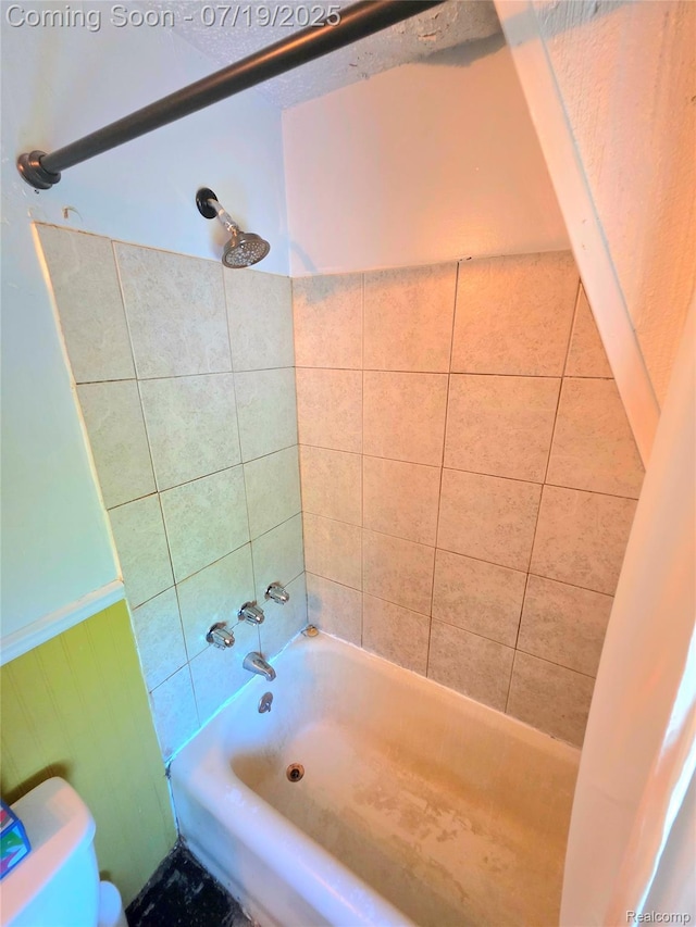 24 Utica Rd, Pontiac, MI 48341 - photo 10