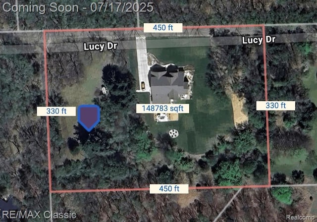 7171 Lucy Dr, Dexter, MI 48130 - map / location featuring property boundaries highlighted