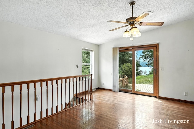 6306 E Carrigan Ct, Newaygo, MI 49337 - photo 12
