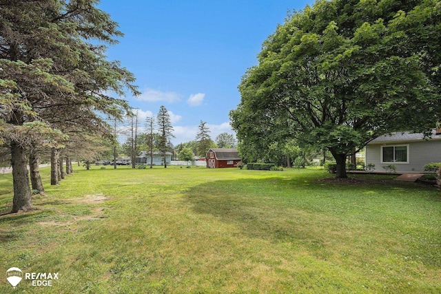 8208 E Potter Rd, Davison, MI 48423 - view of grassy yard