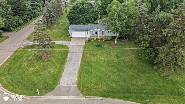 8208 E Potter Rd, Davison, MI 48423 - aerial view of property and surrounding area