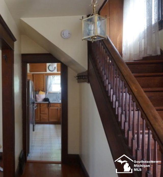 611 Hubble, Monroe, MI 48161 - stairway featuring baseboards