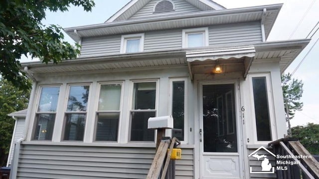 611 Hubble, Monroe, MI 48161 - view of front of house