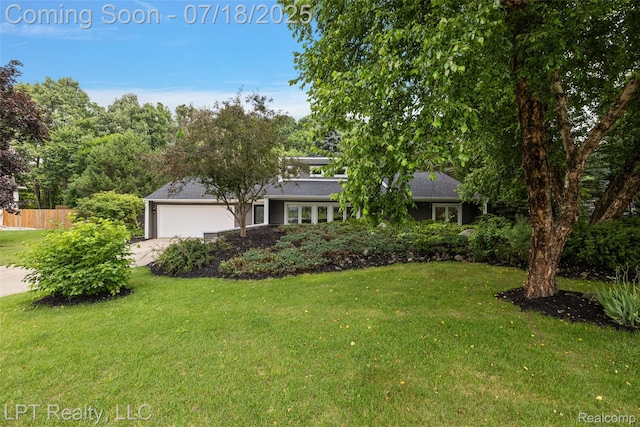 2381 Solarwood Dr, Davison, MI 48423 - photo 2