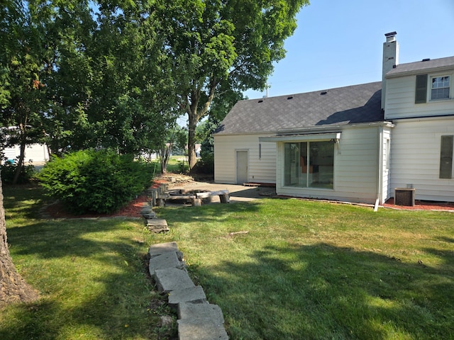 1115 W Maumee St, Adrian, MI 49221 - view of green lawn