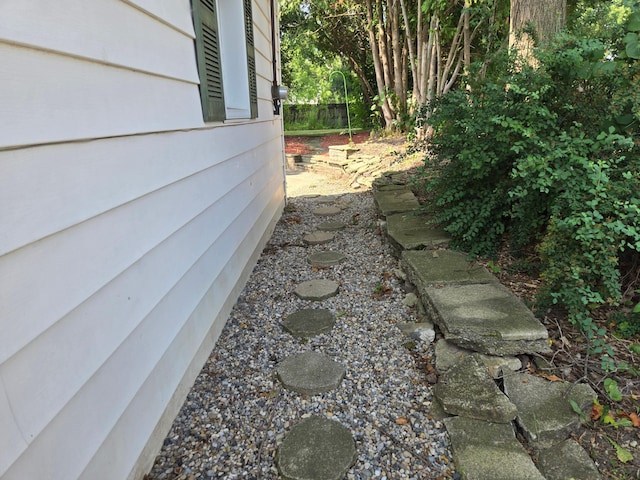 1115 W Maumee St, Adrian, MI 49221 - view of yard