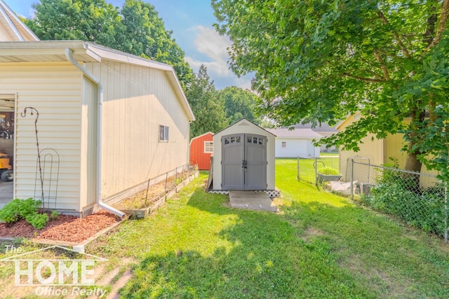 141 W Pearl St, Ovid, MI 48866 - photo 27