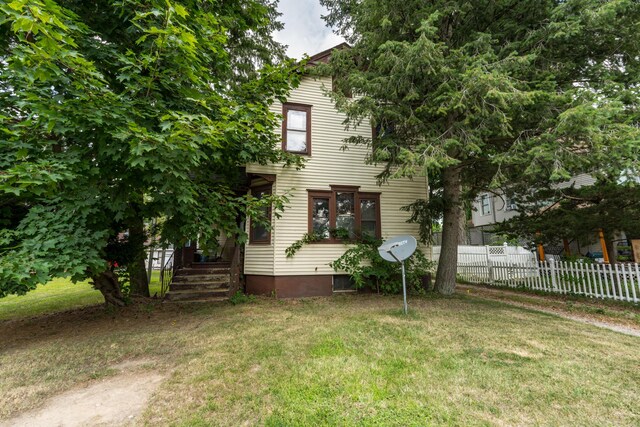 203 E Delaware St, Decatur, MI 49045 - photo 1