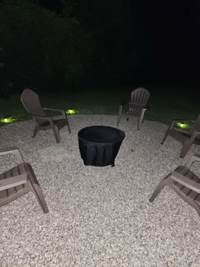 2464 Greenfield Rd, Berkley, MI 48072 - view of patio / terrace