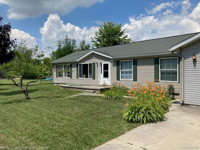 2343 Tia St, Croswell, MI 48422 - photo 1