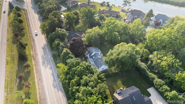9838 Grosse Ile Pkwy, Redford, MI 48138 - photo 7