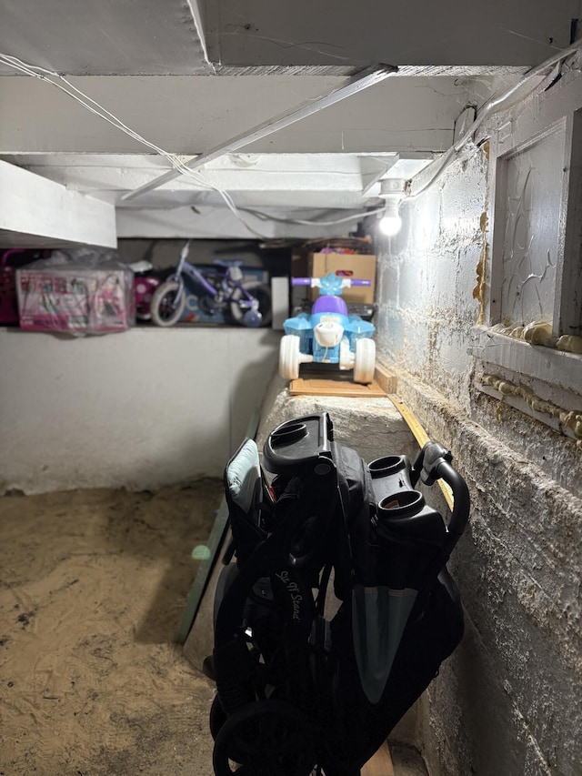 1069 E Main St, Benton Harbor, MI 49022 - view of unfinished basement