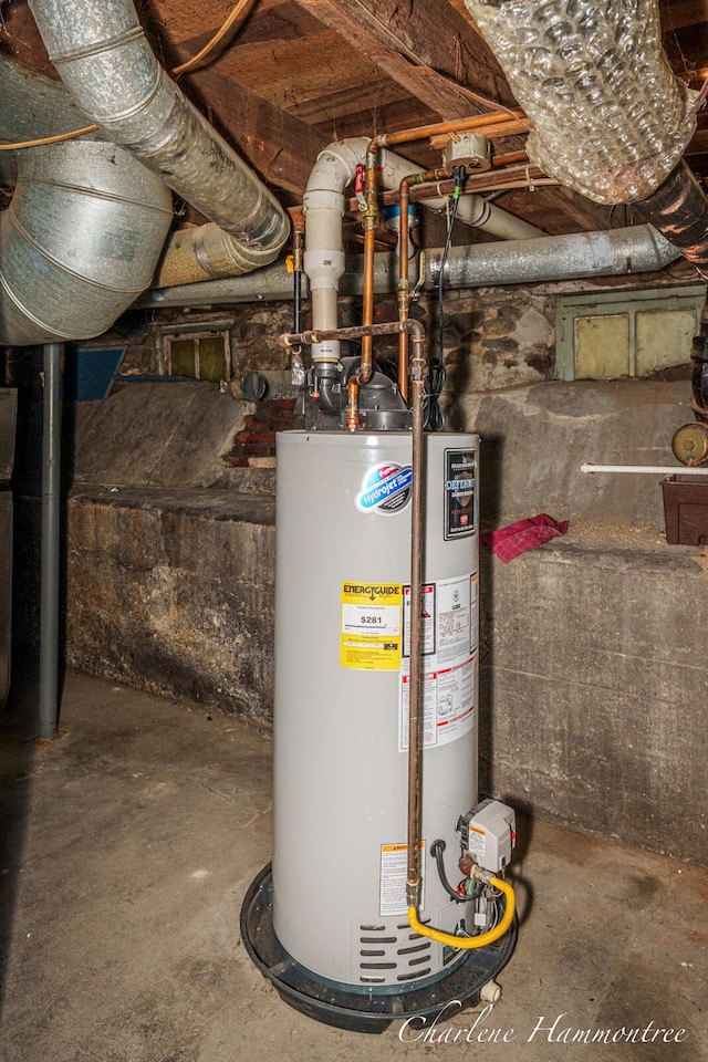 126 E Cherry St, Wayland, MI 49348 - utilities featuring water heater