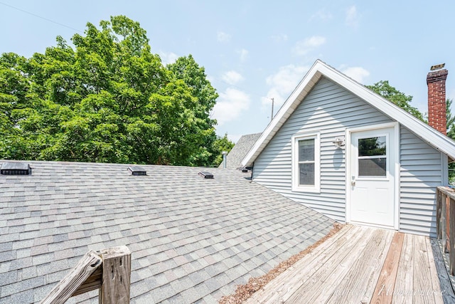 126 E Cherry St, Wayland, MI 49348 - exterior view of a shingled roof and a chimney