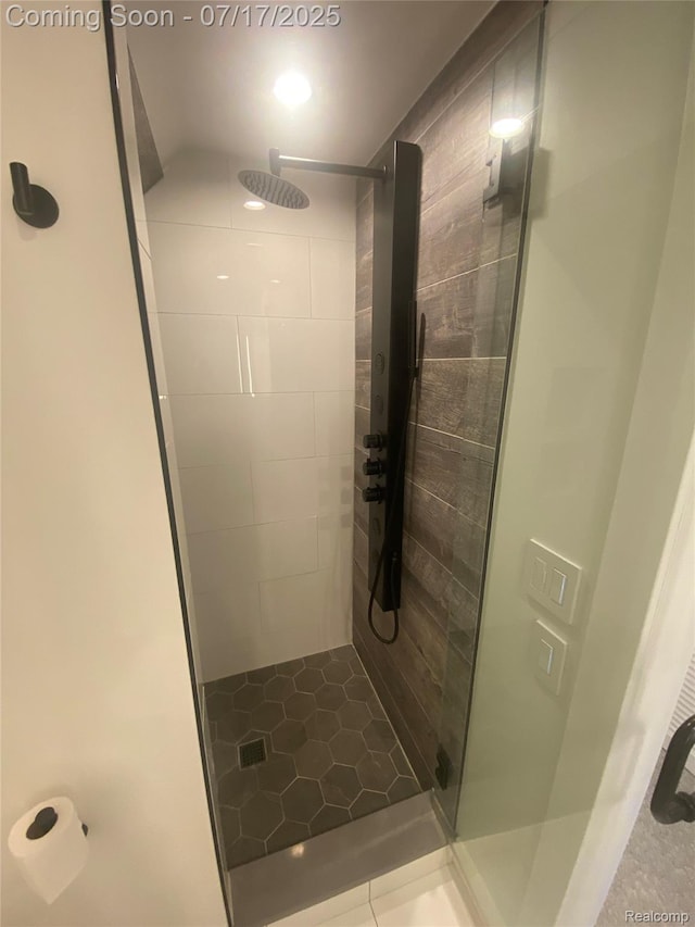 1417 N Maple Ave, Royal Oak, MI 48067 - bathroom with a stall shower