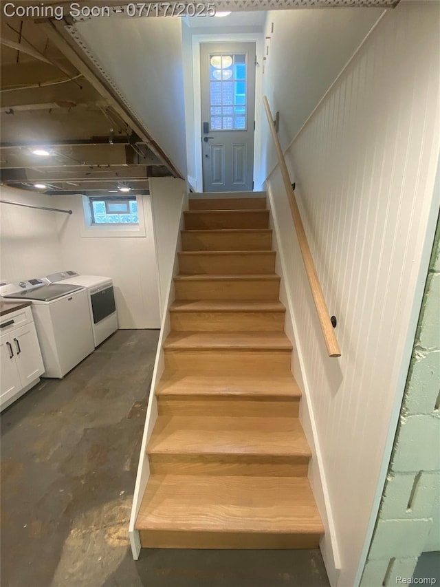 1417 N Maple Ave, Royal Oak, MI 48067 - stairway with washing machine and clothes dryer and unfinished concrete flooring