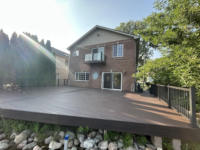 3165 Kenrick St, Keego Harbor, MI 48320 - view of wooden terrace