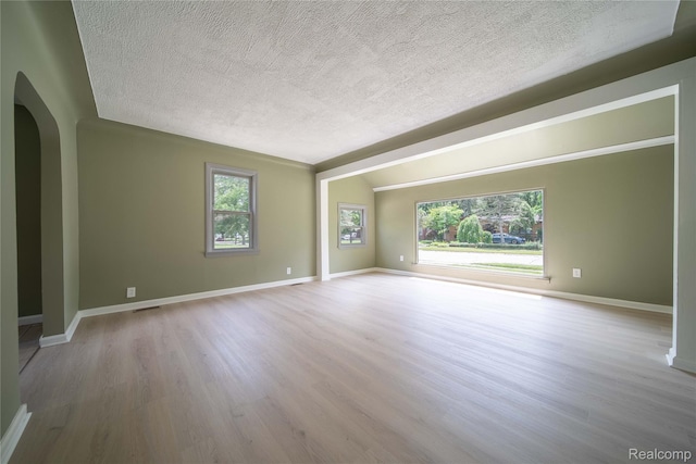 18997 Huntington Ave, Harper Woods, MI 48225 - photo 22