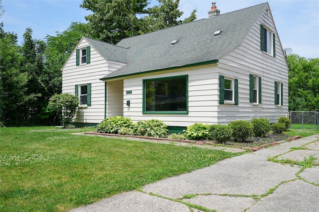 18997 Huntington Ave, Harper Woods, MI 48225 - photo 2