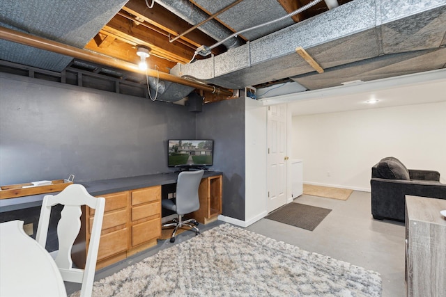539 Old Bridge Rd, Grand Blanc, MI 48439 - office area with finished concrete flooring and built in study area