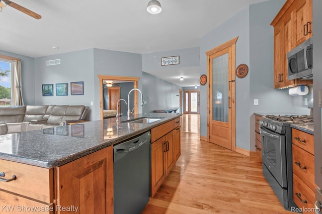 10933 Chicago Rd, Warren, MI 48093 - photo 16