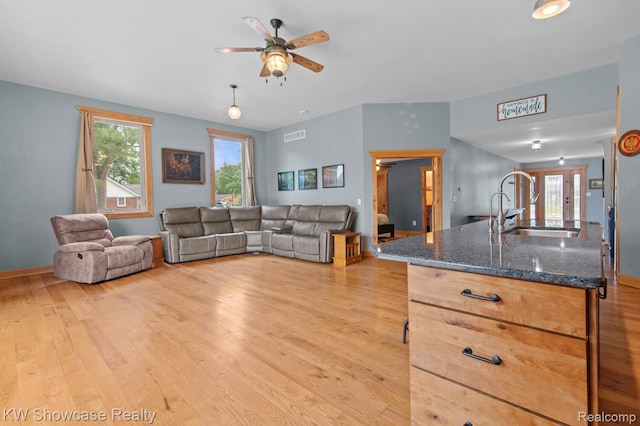 10933 Chicago Rd, Warren, MI 48093 - photo 15