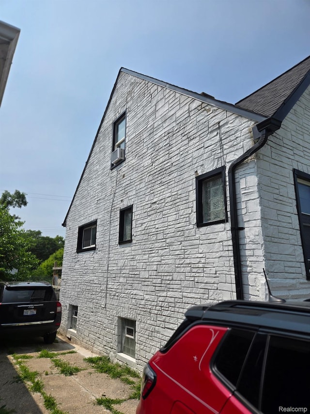 20569 Hickory St, Detroit, MI 48205 - photo 2