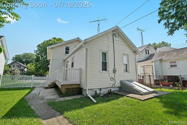 520 E 2nd St, Monroe, MI 48161 - photo 27