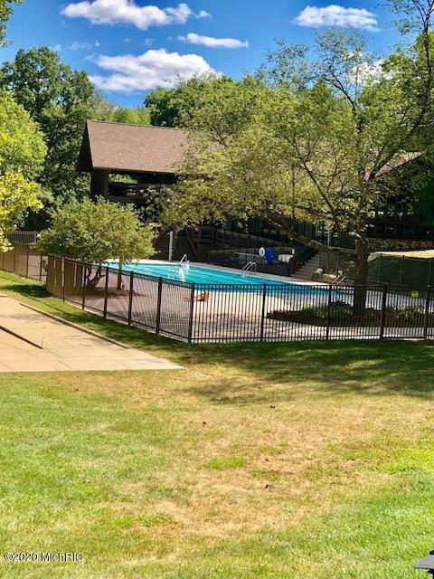 3646 Woodcliff Dr, Kalamazoo, MI 49008 - photo 28