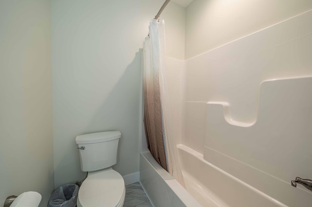 7898 W Juniper Beach Rd, Mears, MI 49436 - bathroom featuring toilet and shower / tub combo