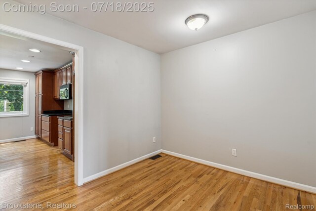6055 Cramlane Dr, Clarkston, MI 48346 - photo 9
