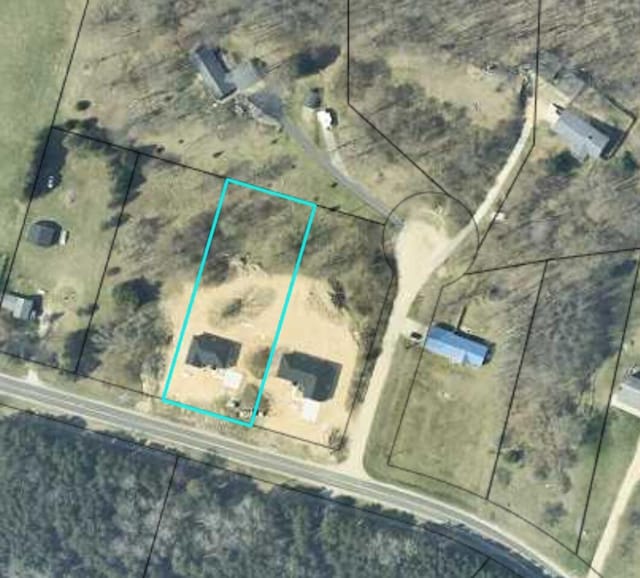 7920 W Juniper Beach Rd, Mears, MI 49436 - aerial view of property's location featuring property boundaries highlighted