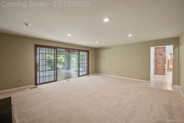 663 Lake Forest Rd, Troy, MI 48309 - photo 4