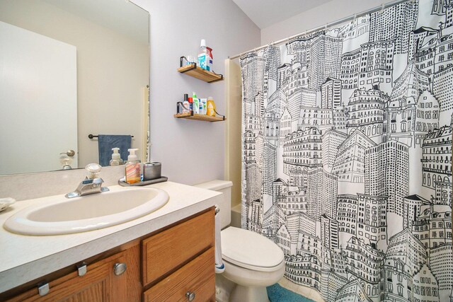 1101 Heritage Dr, Saline, MI 48176 - full bath with vanity and curtained shower