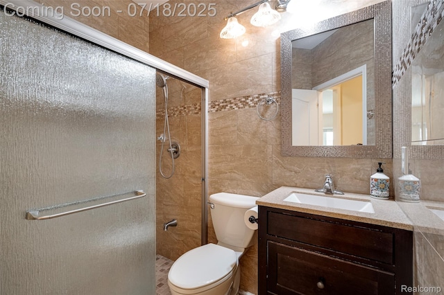 24352 Cavendish Ave W, Novi, MI 48375 - full bathroom with tile walls, a stall shower, vanity, and decorative backsplash