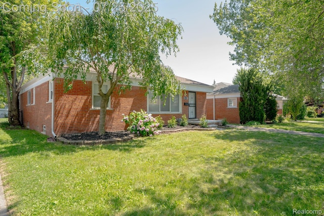 26308 Cubberness St, Saint Clair Shores, MI 48081 - photo 2