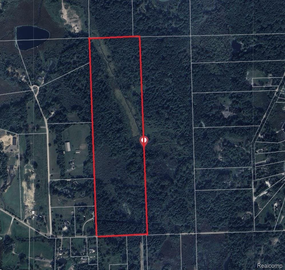 002 Demode, Holly, MI 48442 - photo 1