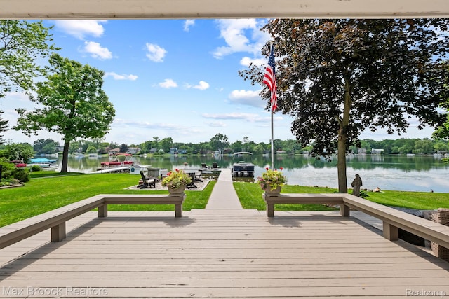 6847 Alden Dr, West Bloomfield, MI 48324 - photo 3