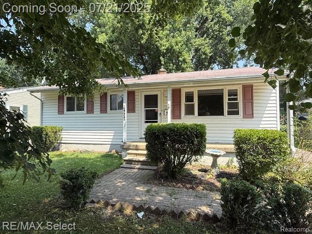 3837 Holly Ave, Flint, MI 48506 - photo 1