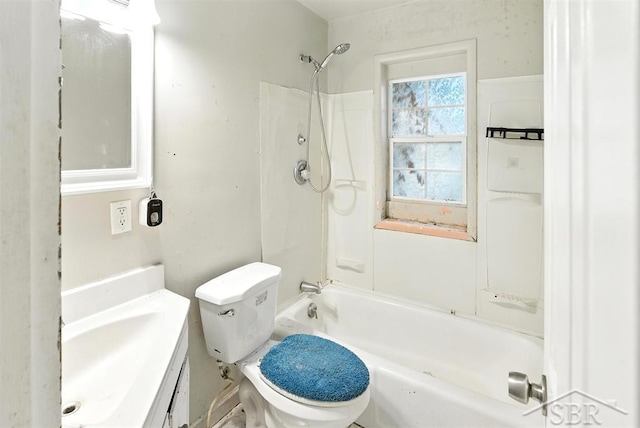 3704 Concord St, Midland, MI 48642 - full bath featuring bathtub / shower combination and vanity