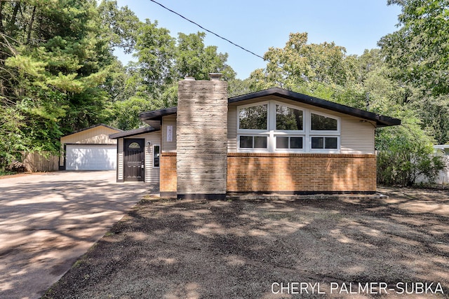 2906 Riverview Ave, North Muskegon, MI 49445 - photo 1