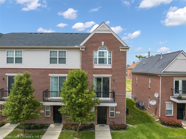 275 E Palmer St, Detroit, MI 48202 - photo 25