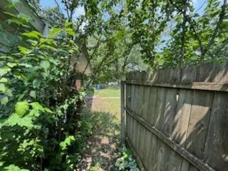 2507 Laredo St, Kalamazoo, MI 49004 - photo 19